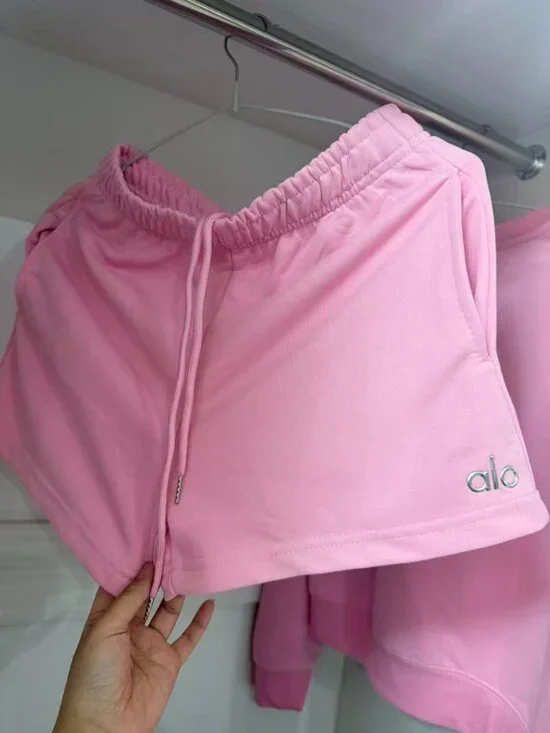 alo Loungewear Yoga Set - Picture 5 of 5